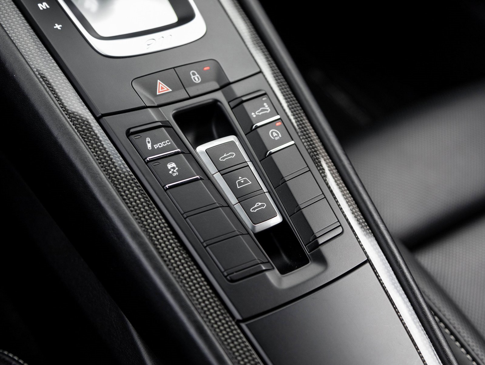 Certified 2018 Porsche 911 Turbo S image 31