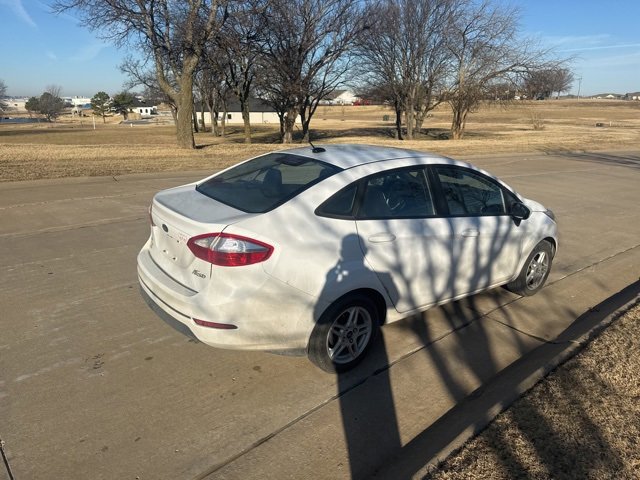 Used 2019 Ford Fiesta SE image 7
