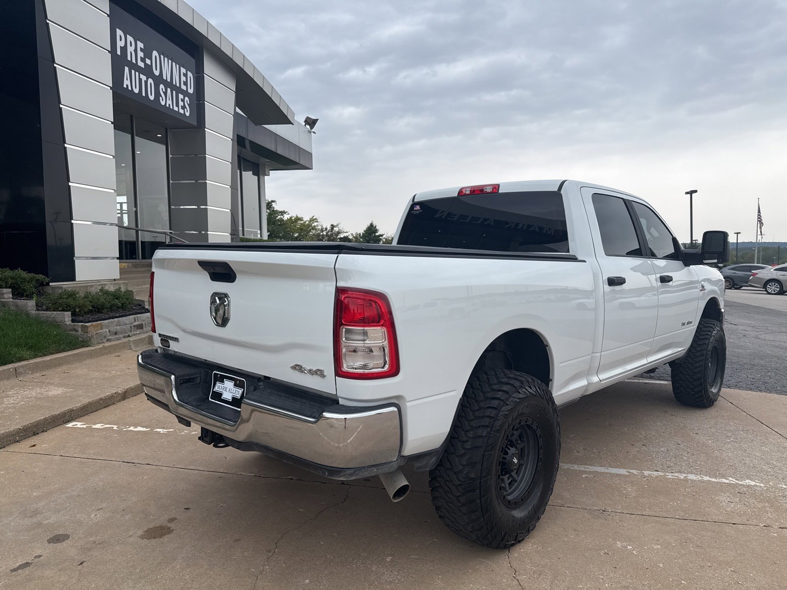Used 2024 RAM 2500 Big Horn w/ Off Road Package image 3