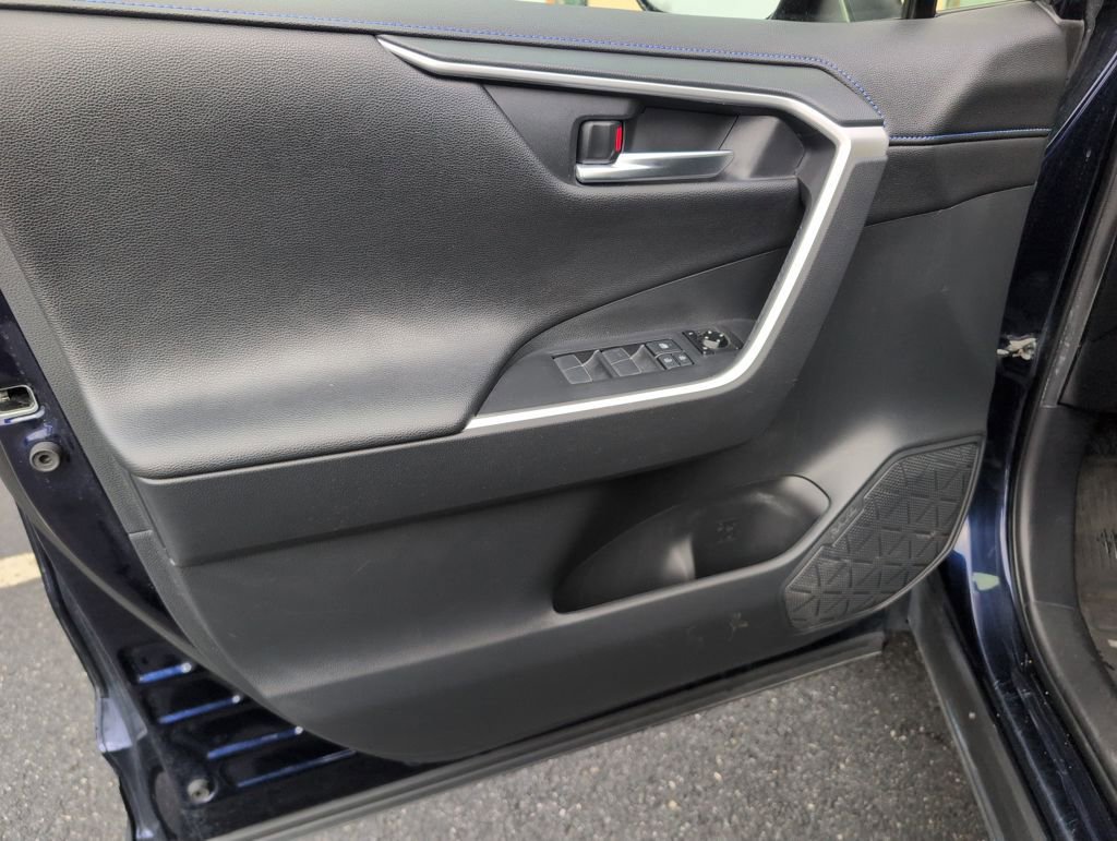 Used 2020 Toyota RAV4 XSE w/ All Weather Liner Package AWD/4WD image 10