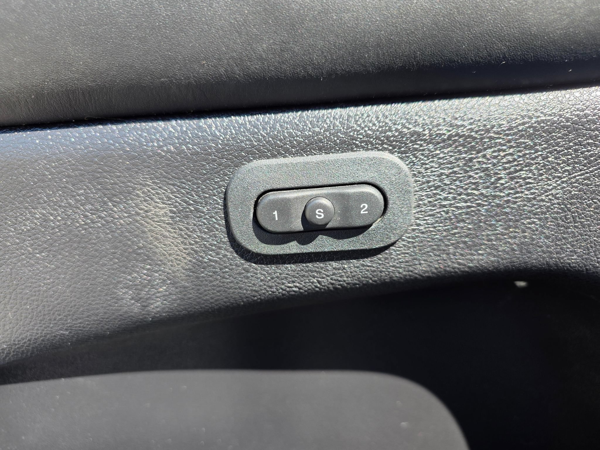 Used 2015 Dodge Durango Citadel w/ Technology Group AWD/4WD image 26