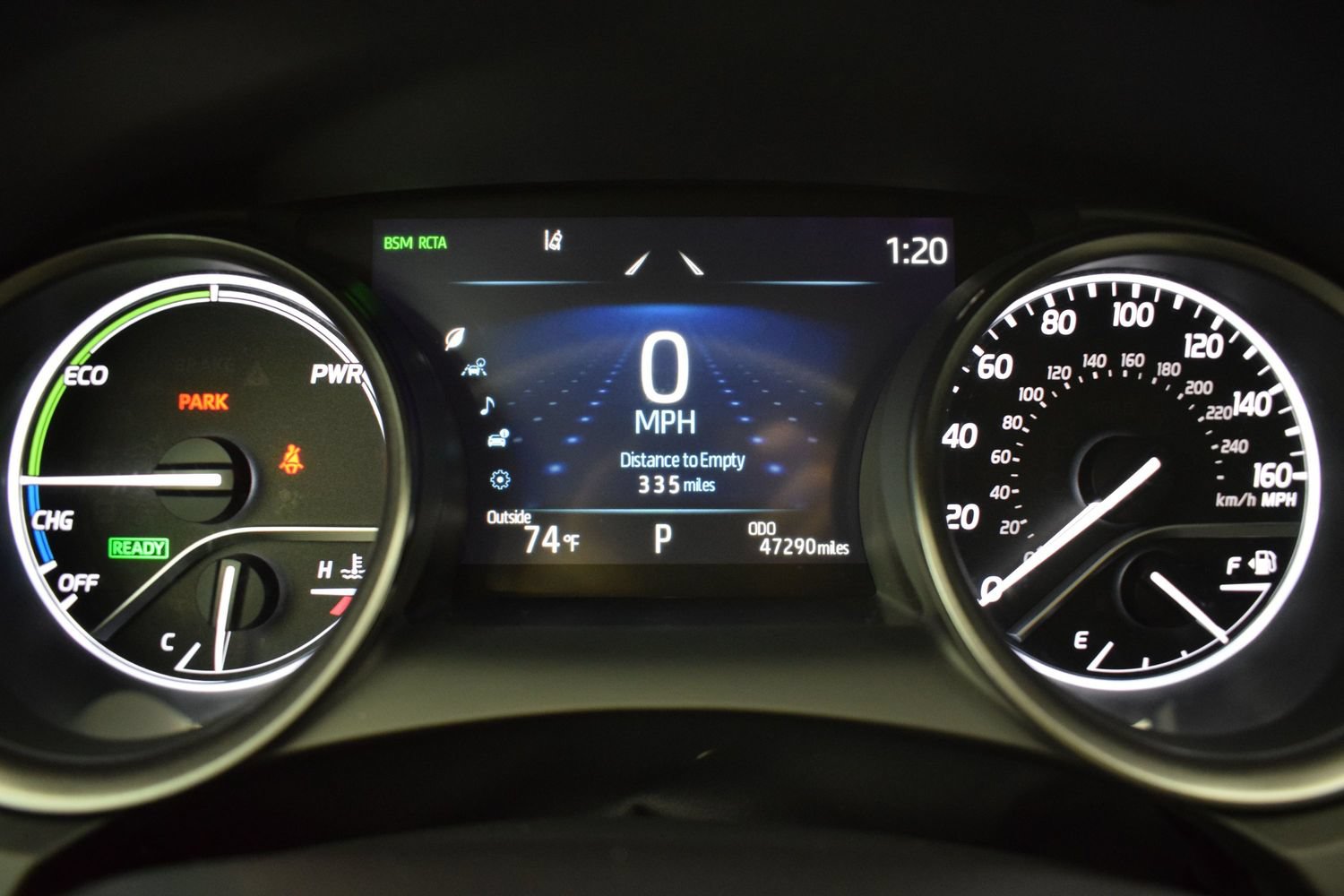 Used 2022 Toyota Camry XSE FWD image 18