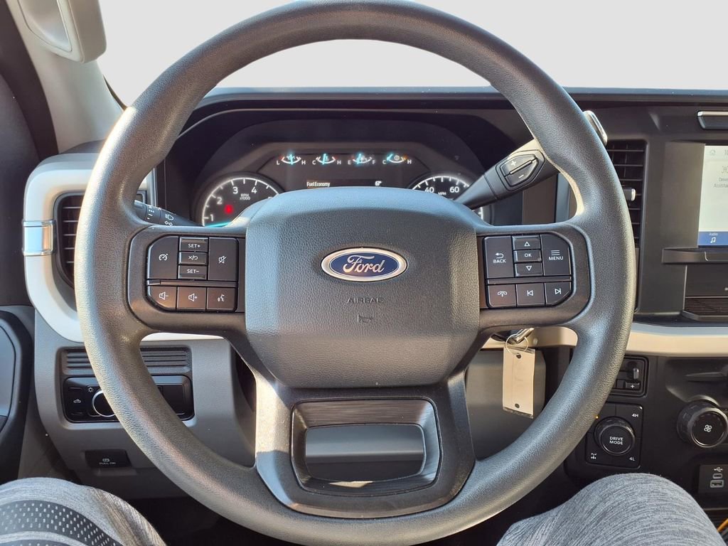 Used 2023 Ford F250 XL w/ Snow Plow/Camper Package AWD/4WD image 23