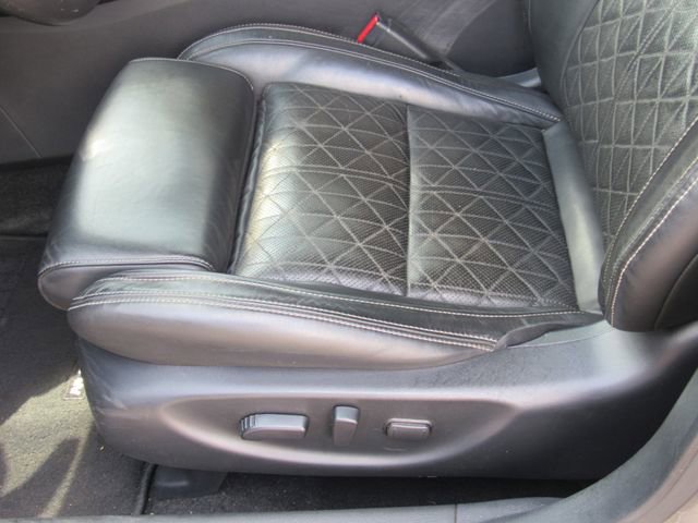 Used 2018 Nissan Maxima Platinum image 20