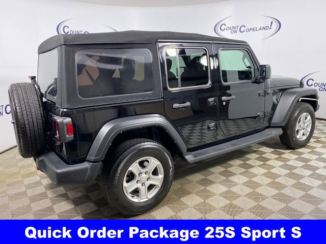 Used 2022 Jeep Wrangler Unlimited Sport AWD/4WD image 7