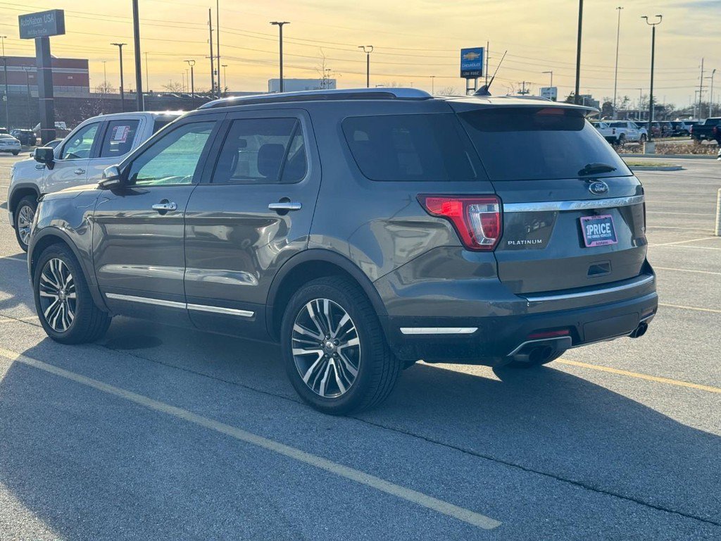 Used 2018 Ford Explorer Platinum image 10