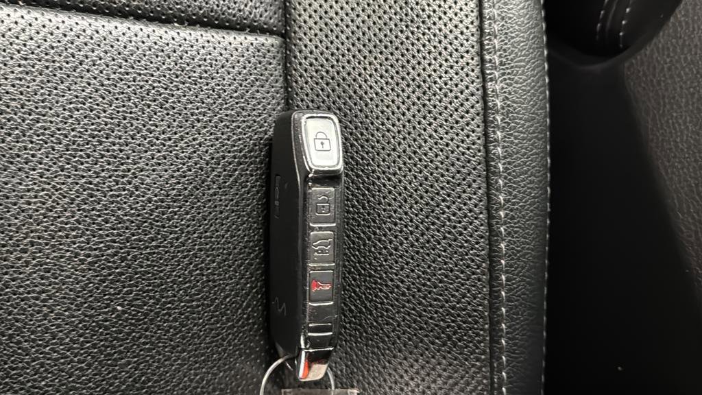 Used 2022 Kia Telluride SX AWD/4WD image 21