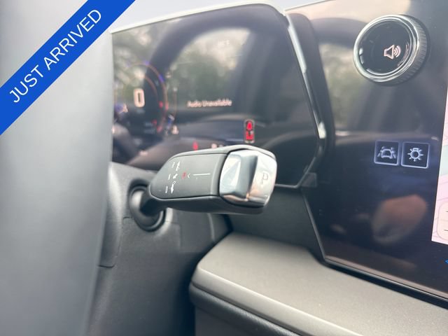 New 2026 Chevrolet Traverse LT w/ Driver Confidence Package FWD image 20
