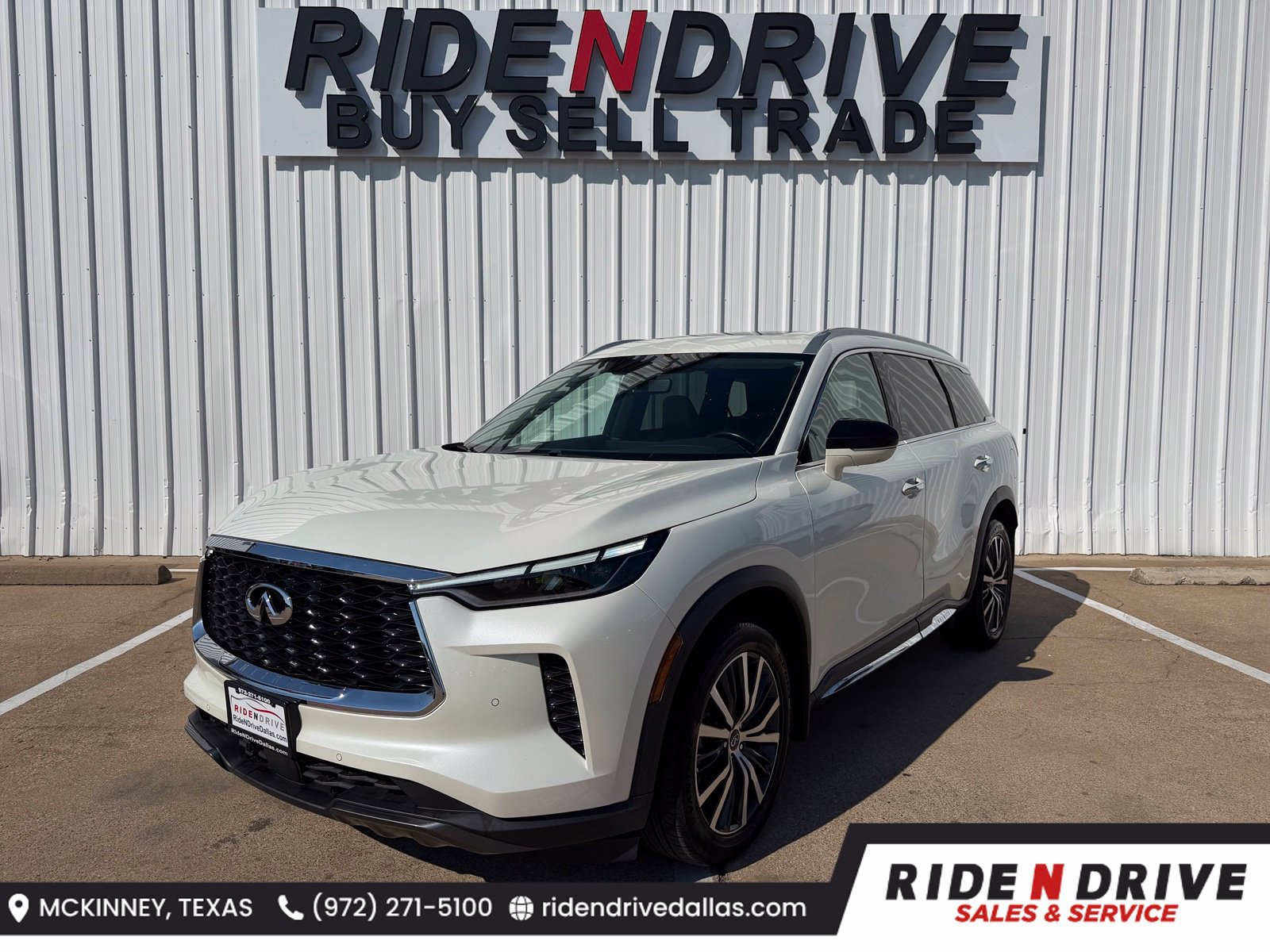 Used 2023 INFINITI QX60 Sensory AWD/4WD image 1