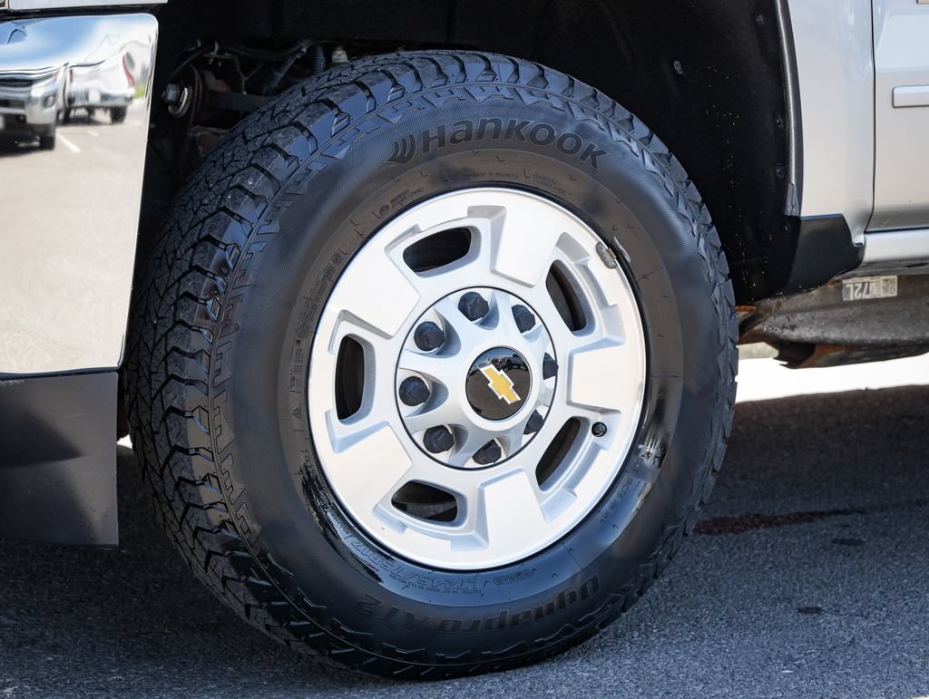 Used 2017 Chevrolet Silverado 2500 LT AWD/4WD image 11