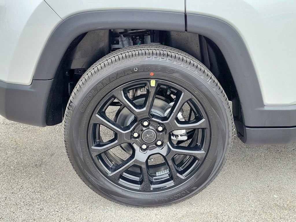 New 2026 Jeep Compass Latitude image 7