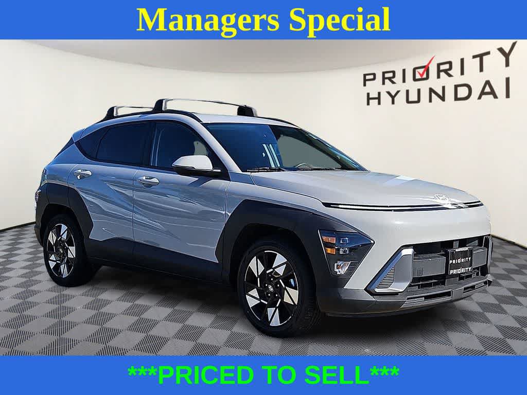 Used 2024 Hyundai Kona SEL FWD image 3
