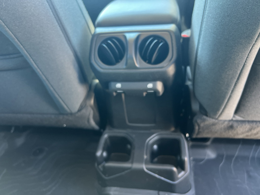 Used 2024 Jeep Gladiator Sport image 13