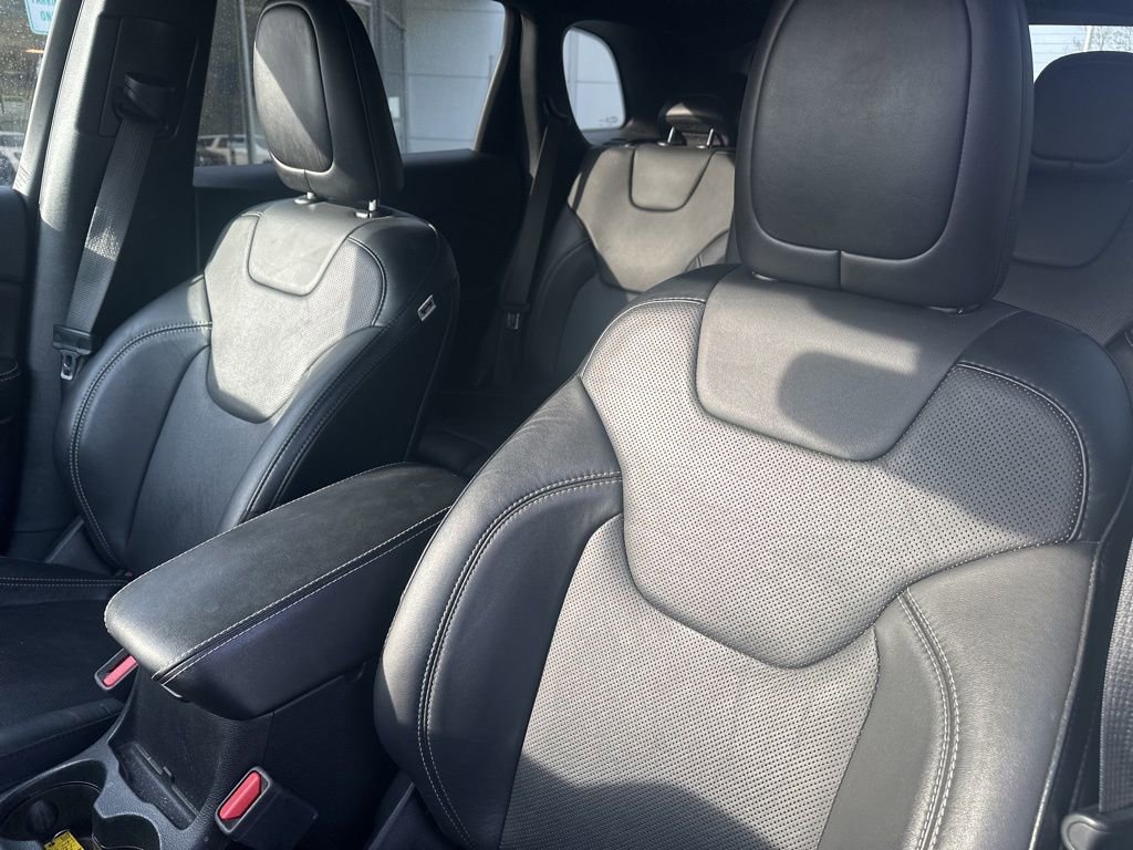 Used 2021 Jeep Cherokee Latitude Lux 80th Anniv w/ Quick Order Package 26U 80TH image 11