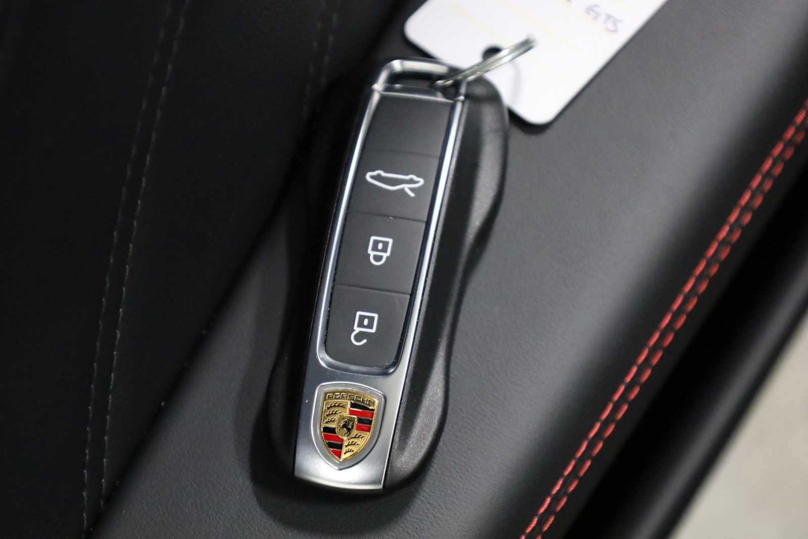 Used 2025 Porsche 911 Carrera 4 GTS AWD/4WD image 42
