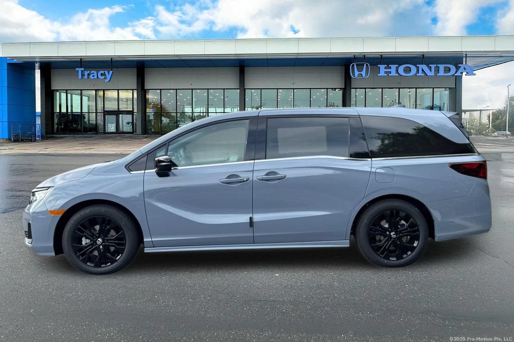 Used 2026 Honda Odyssey Sport-L image 11