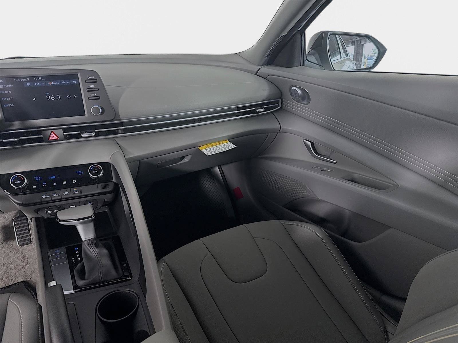 New 2026 Hyundai Elantra Sport FWD image 22