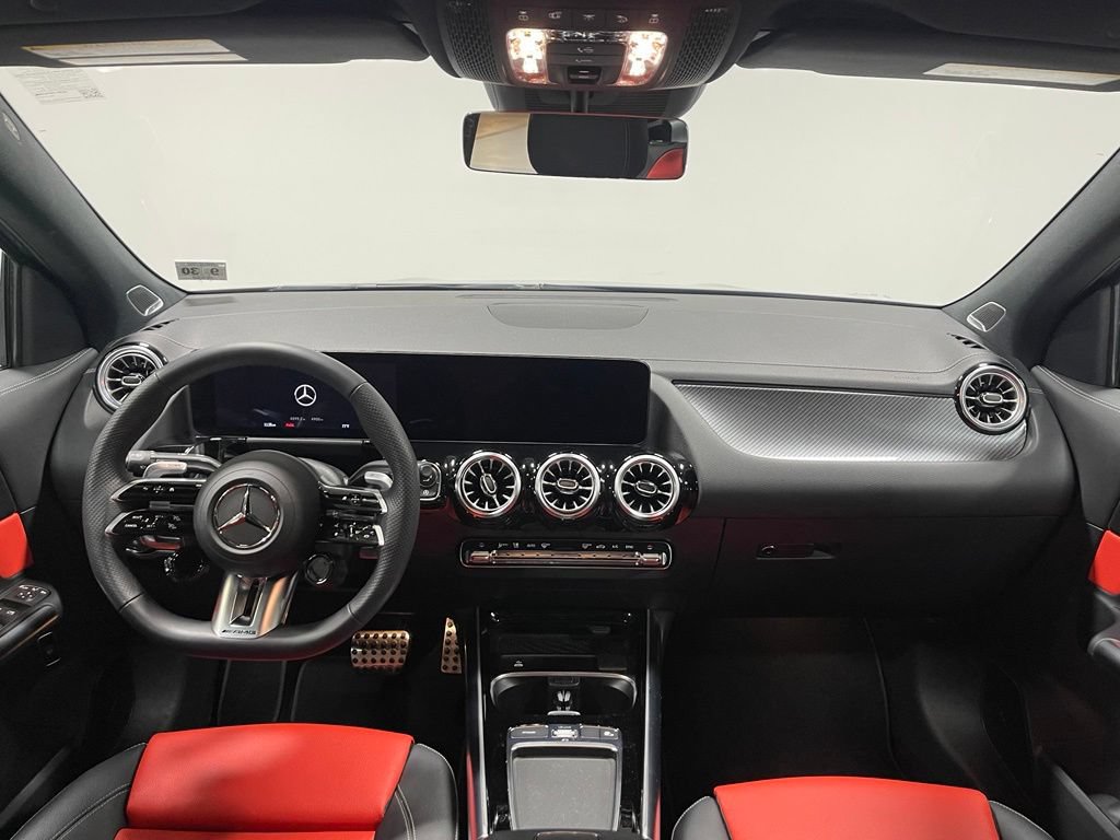 Used 2024 Mercedes-Benz GLA 35 AMG 4MATIC image 30