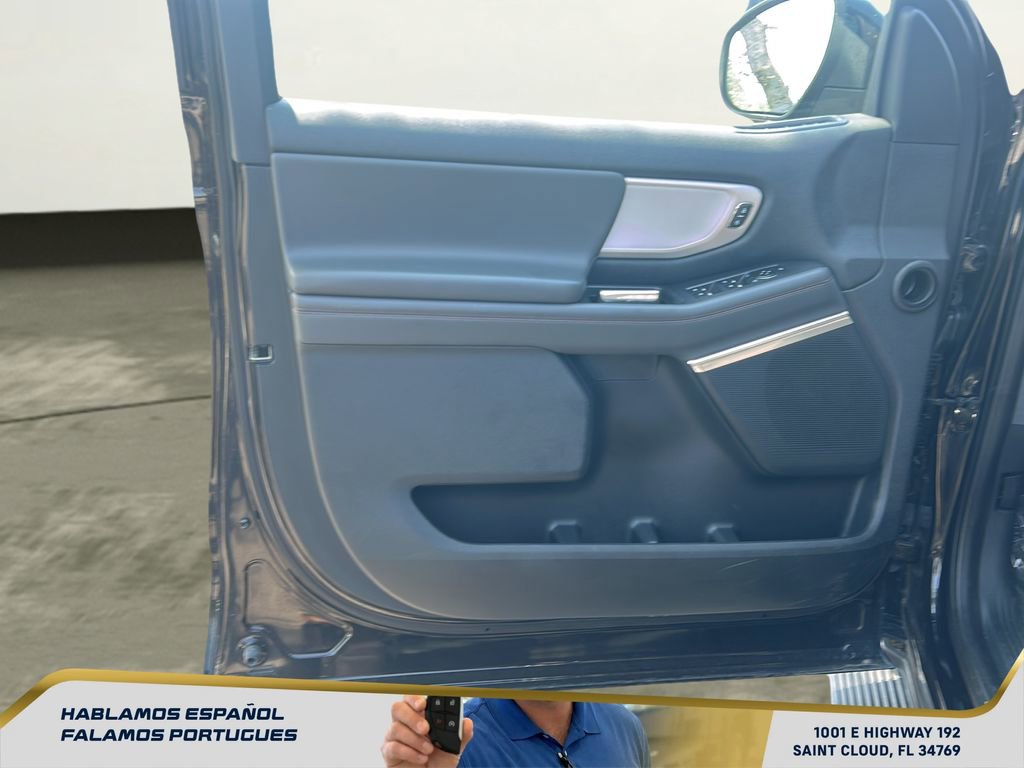 Used 2025 Ford Expedition Active image 12