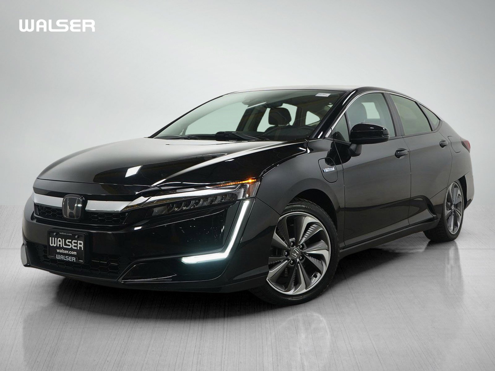 Used 2018 Honda Clarity Touring image 1