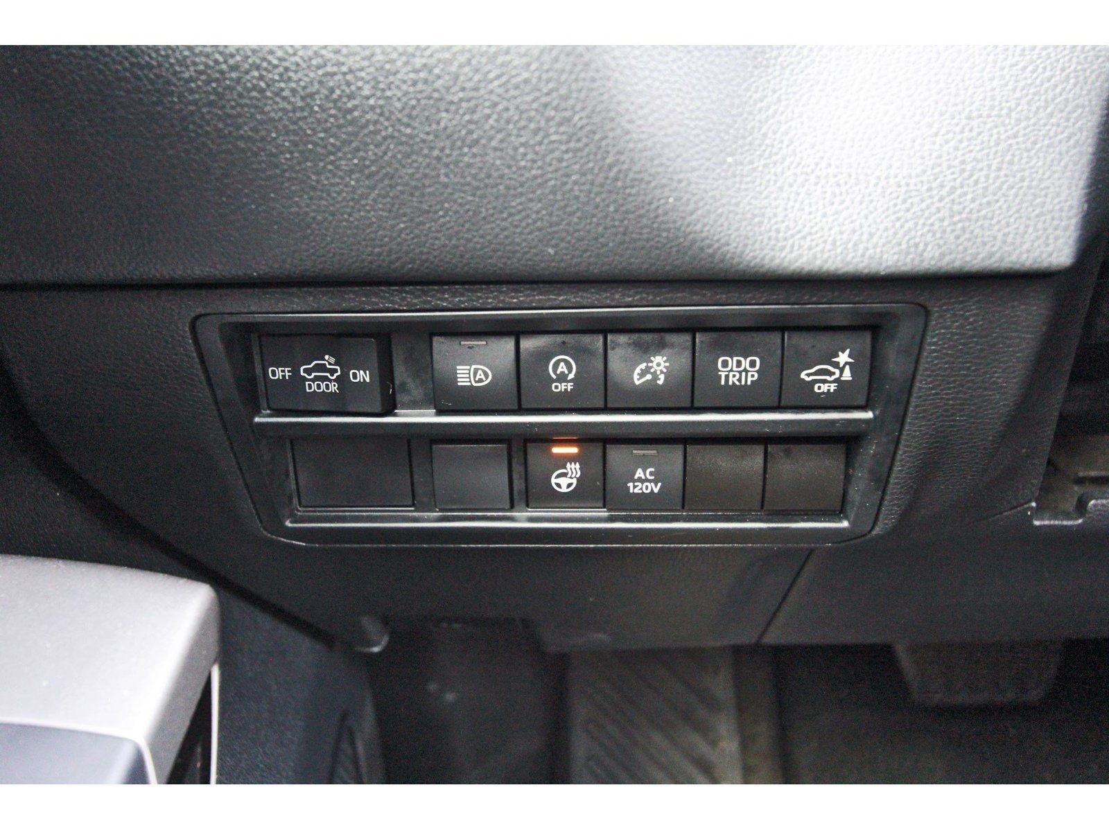 Used 2022 Toyota Tundra Limited RWD image 18