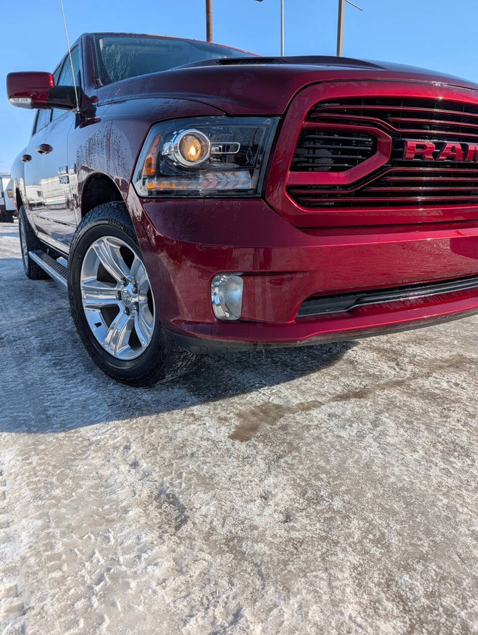 Used 2018 RAM 1500 Sport w/ Sport Premium Group AWD/4WD image 2