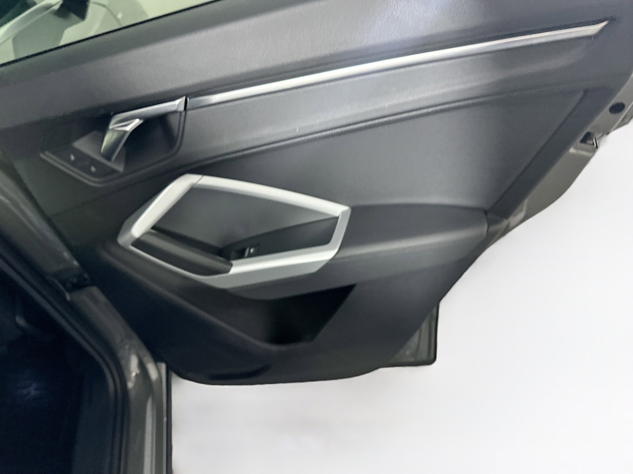 Used 2023 Audi Q3 2.0T Premium image 30