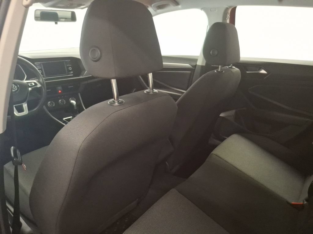 Used 2019 Volkswagen Jetta SE FWD image 15