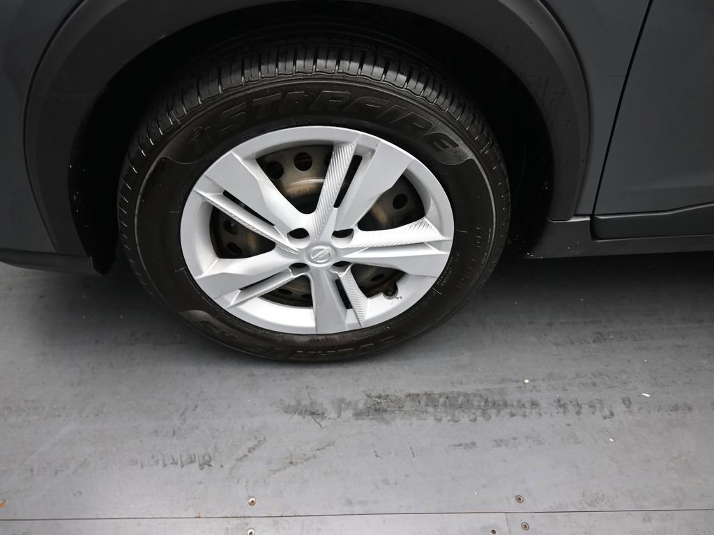 Used 2024 Nissan Kicks S FWD image 14