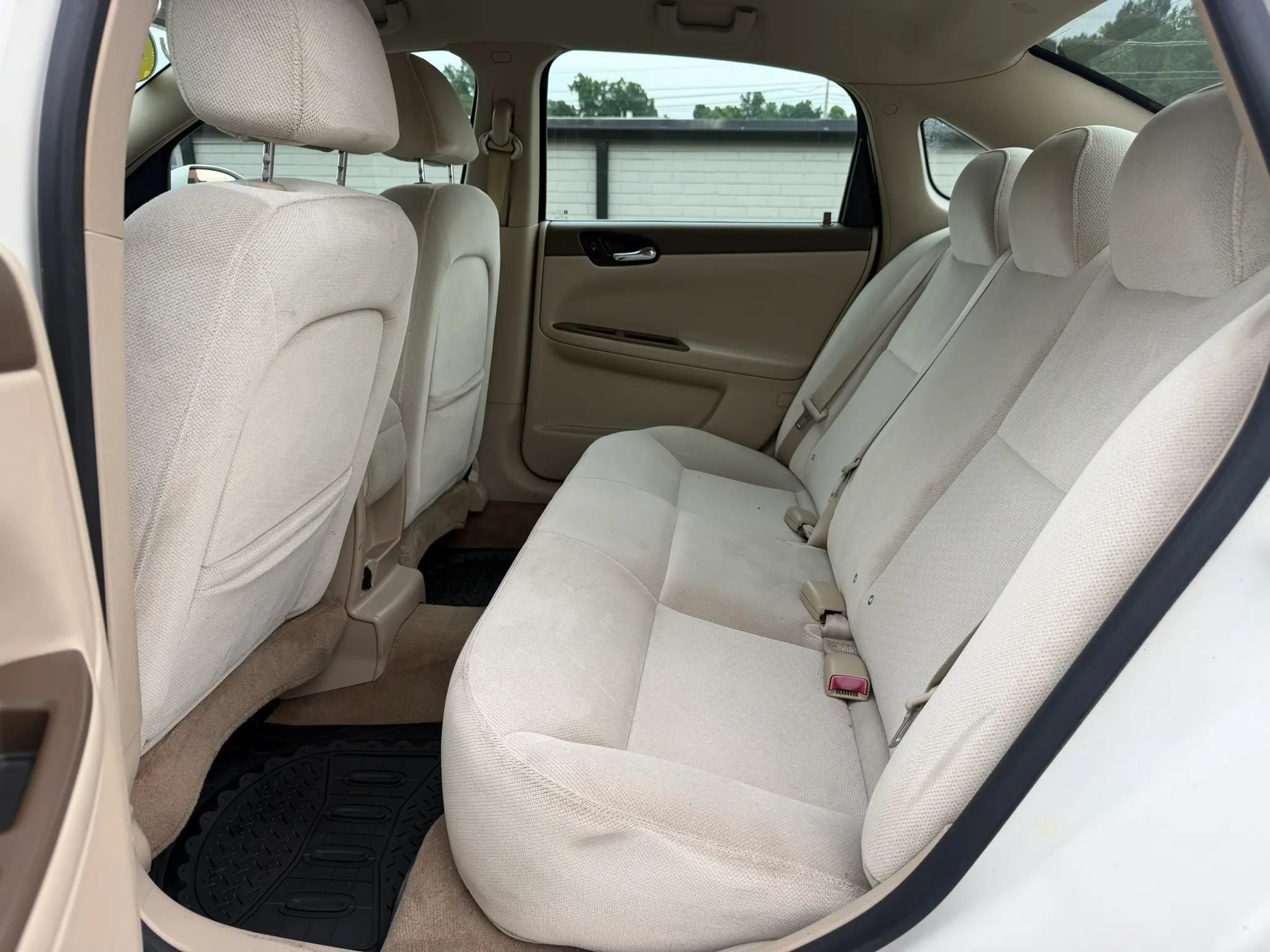 Used 2007 Chevrolet Impala LS FWD image 12