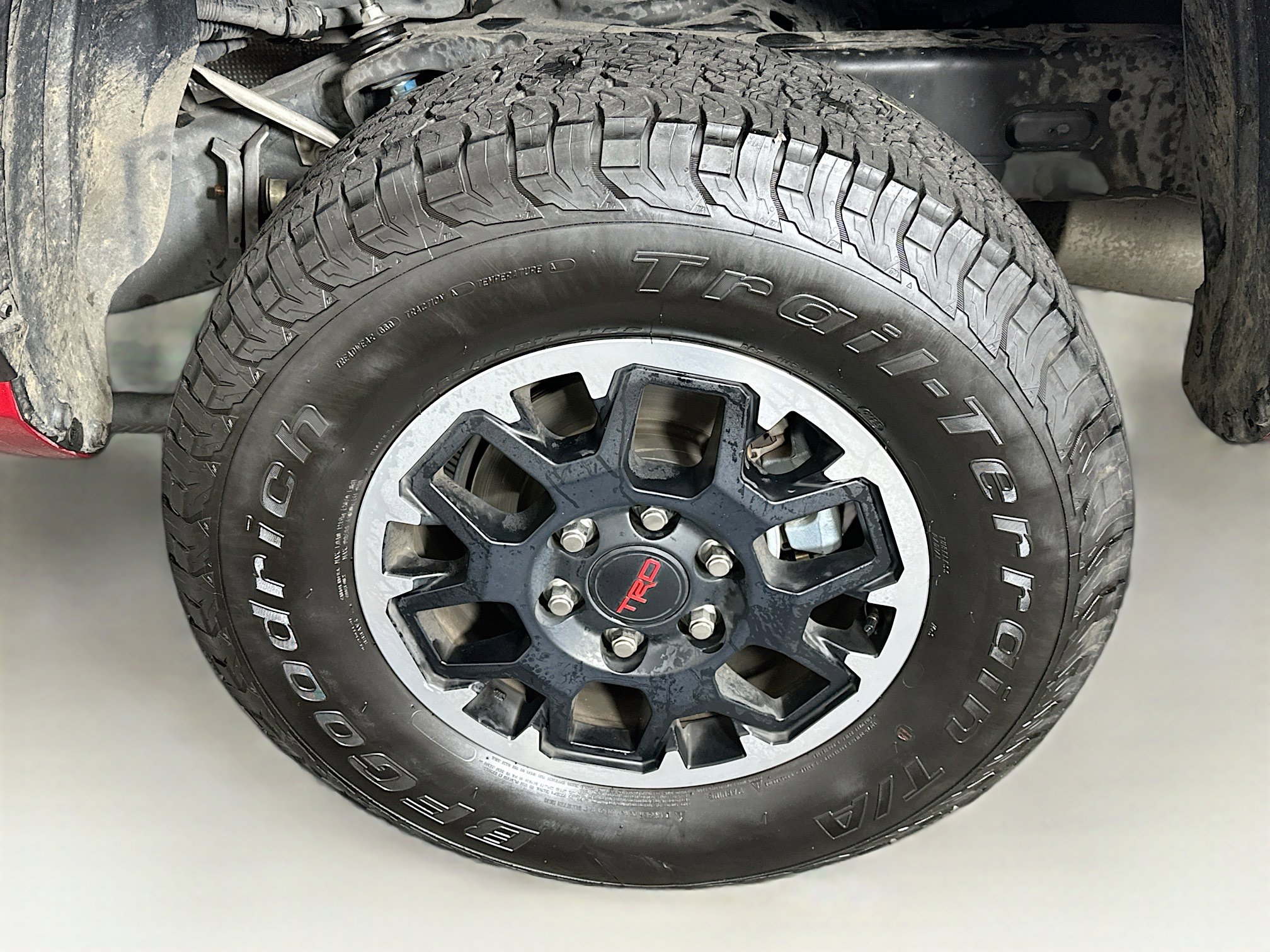 Used 2025 Toyota Tacoma TRD Off-Road image 11