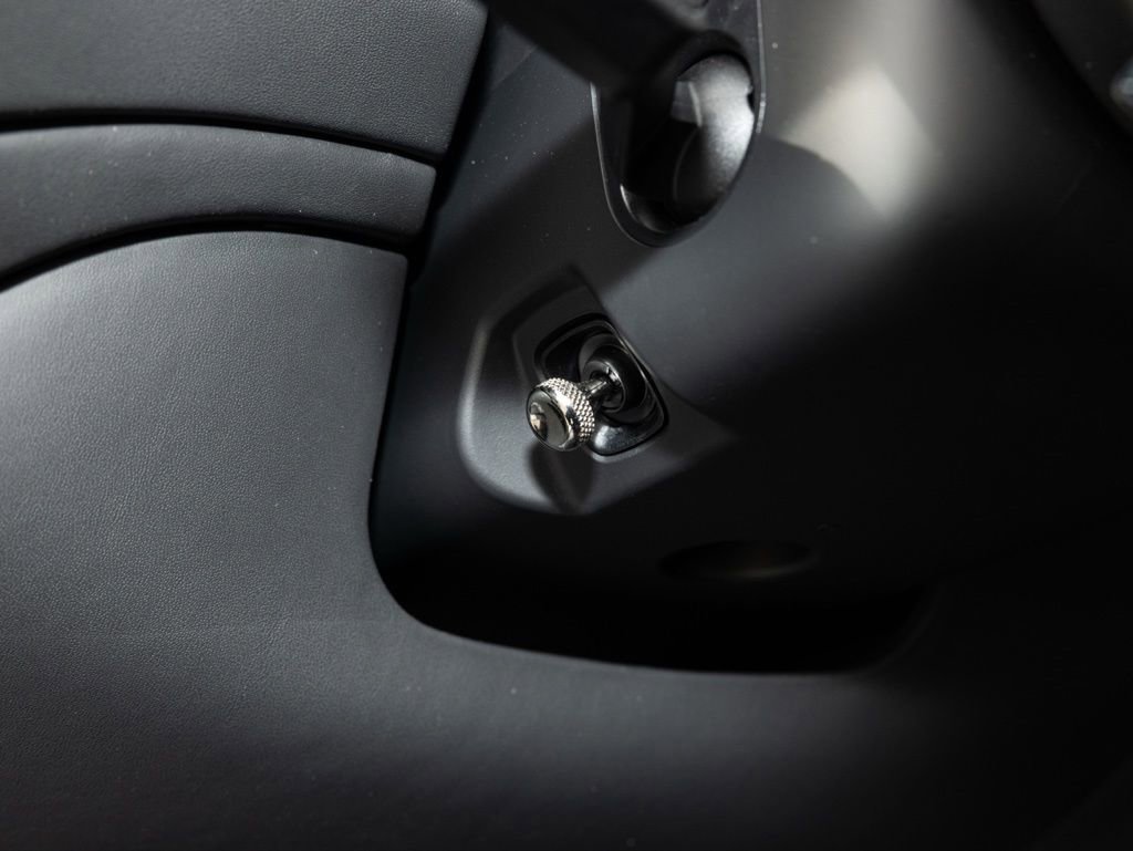 Certified 2025 Bentley Bentayga image 46