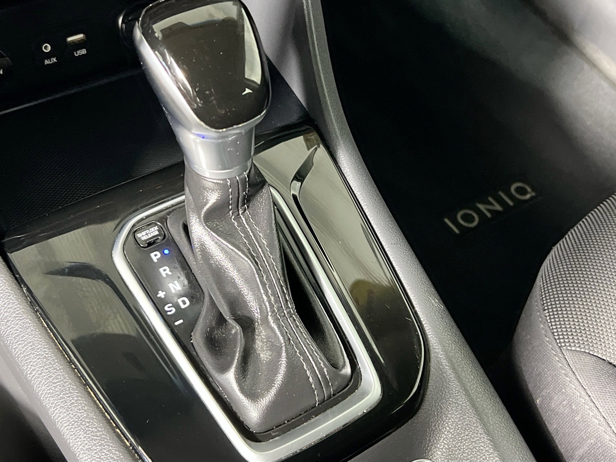 Used 2017 Hyundai Ioniq Blue image 25