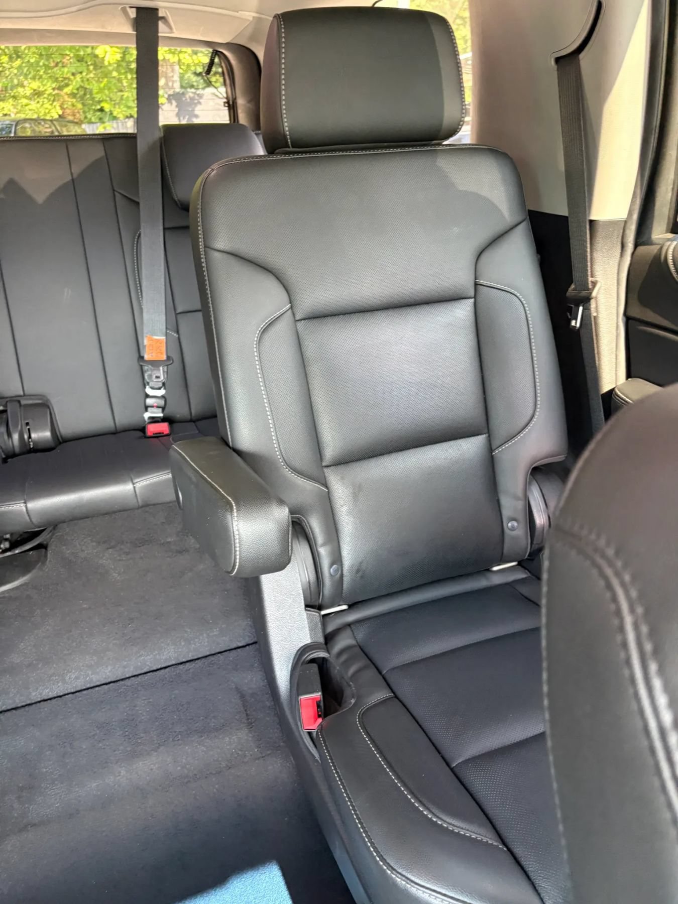Used 2019 Chevrolet Tahoe Premier w/ RST 6.2L Performance Edition AWD/4WD image 39