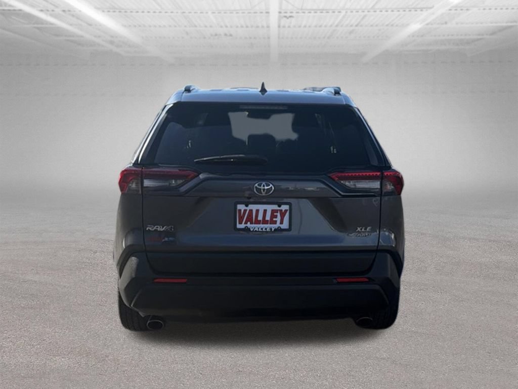 Used 2019 Toyota RAV4 XLE Premium w/ Cold Weather Package AWD/4WD image 11