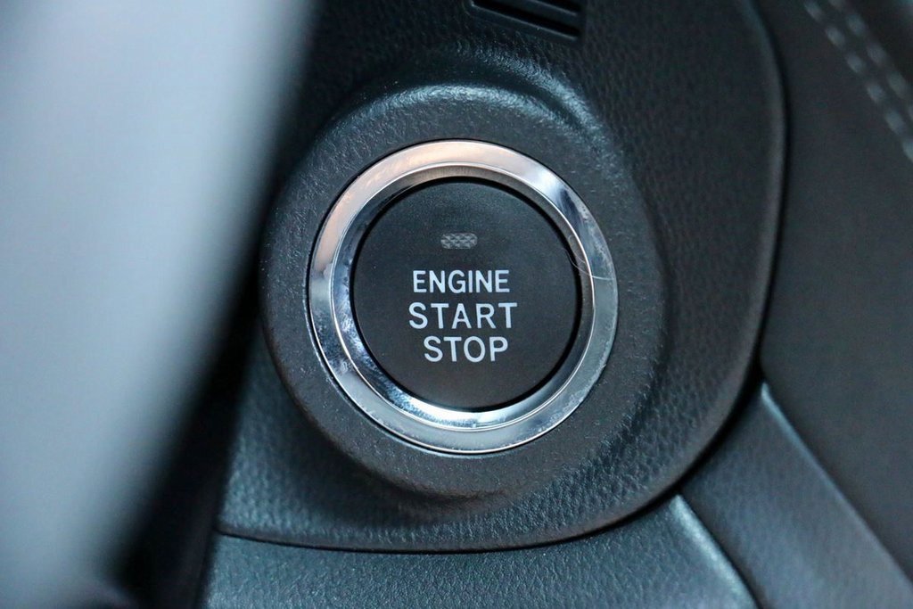 Used 2025 Subaru Outback Premium image 13