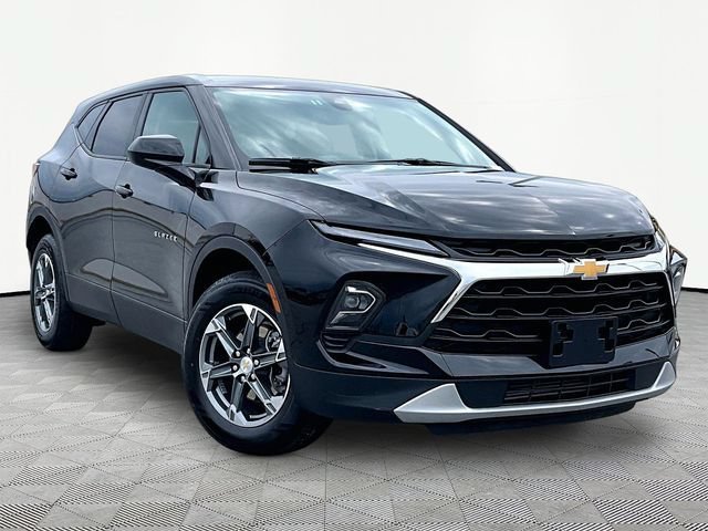 Used 2025 Chevrolet Blazer LT