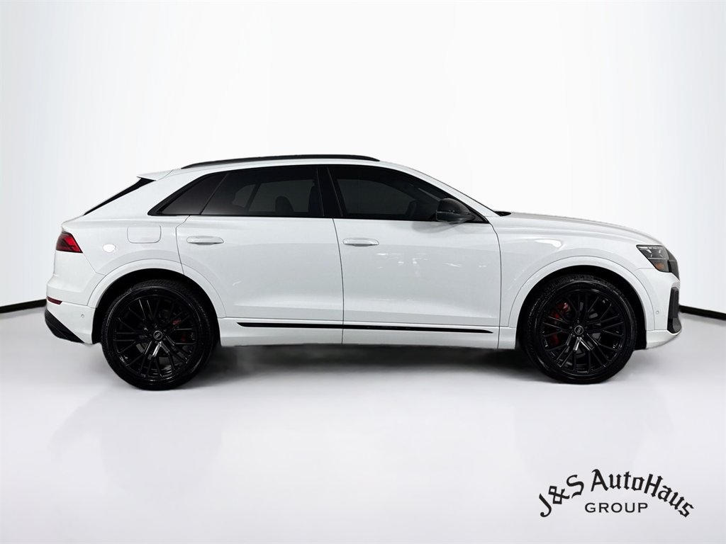 Used 2024 Audi SQ8 Prestige w/ Prestige Package AWD/4WD image 8