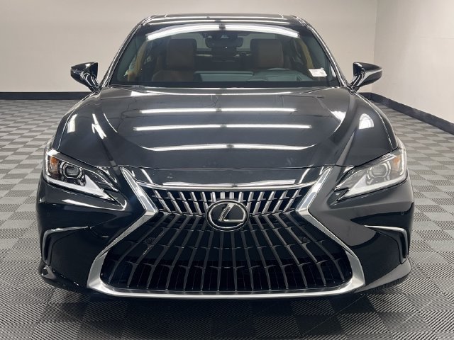 Used 2024 Lexus ES 300h w/ Premium Package FWD image 3