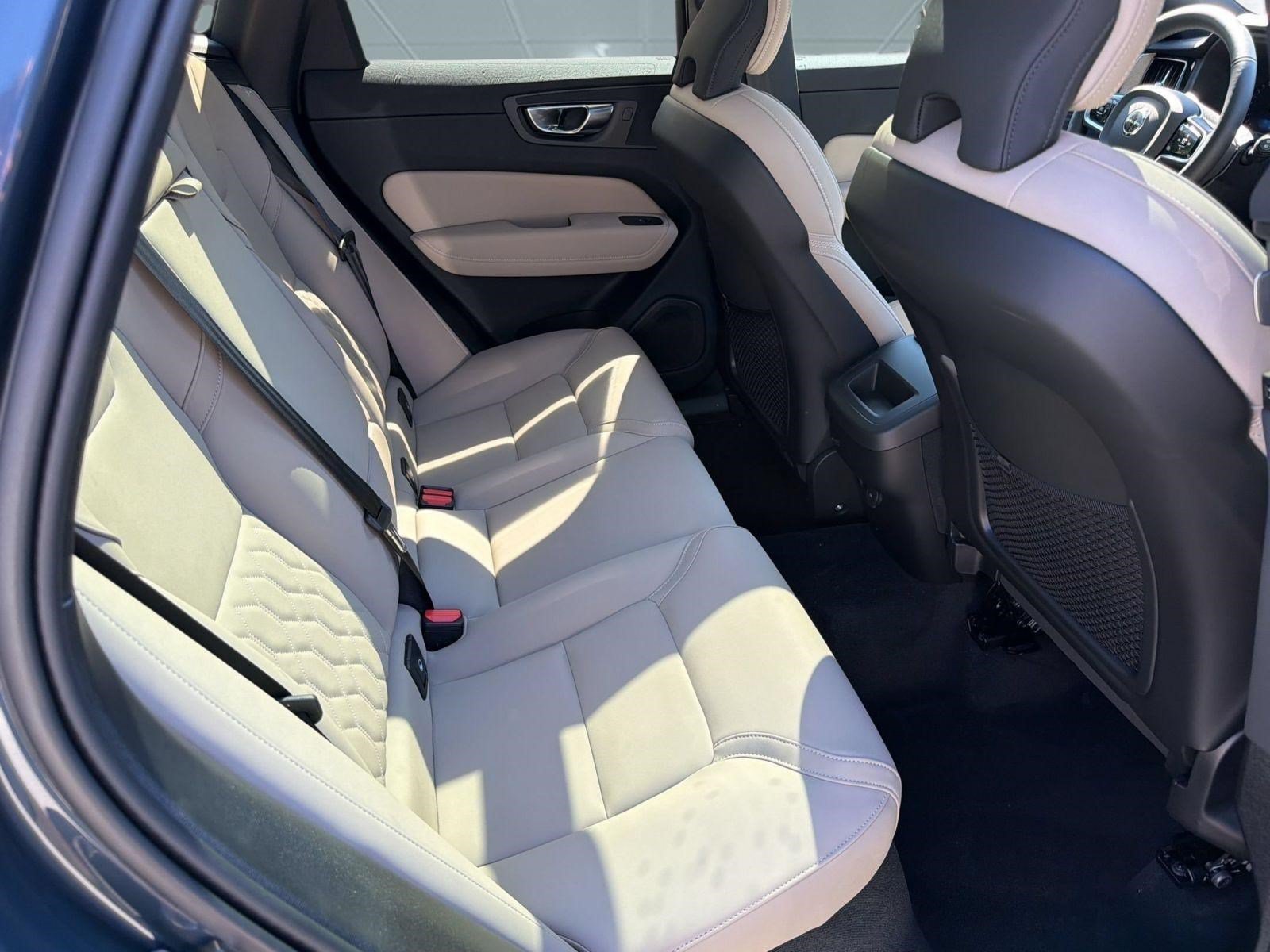 New 2026 Volvo XC60 B5 Plus w/ Protection Package Premier AWD/4WD image 30
