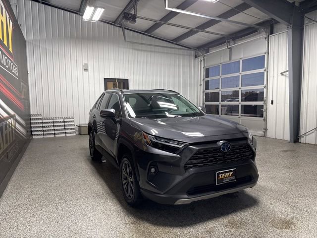 Used 2023 Toyota RAV4 Limited AWD/4WD image 25