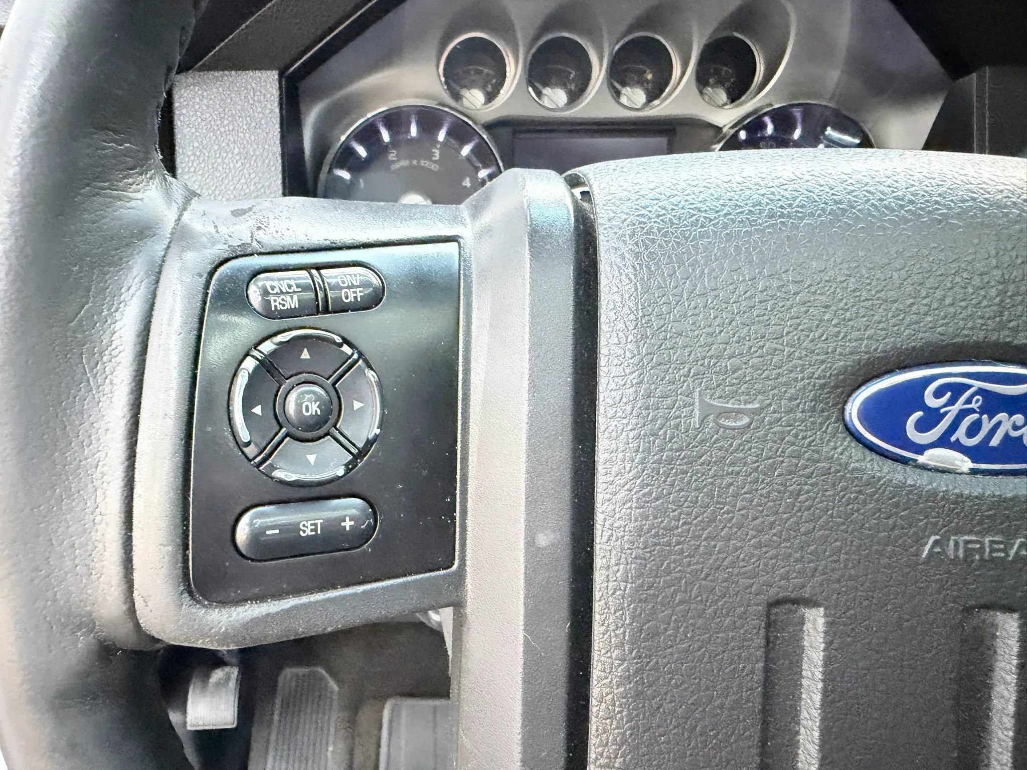 Used 2015 Ford F250 Platinum w/ FX4 Off-Road Package AWD/4WD image 14