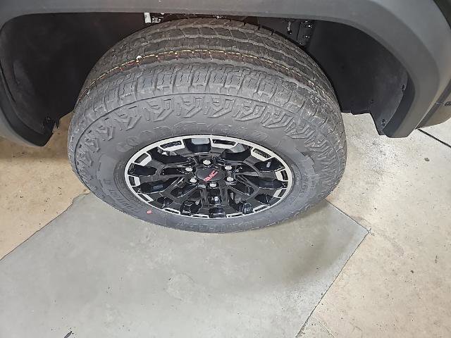 New 2026 GMC Canyon AT4 w/ Technology Plus Package image 9