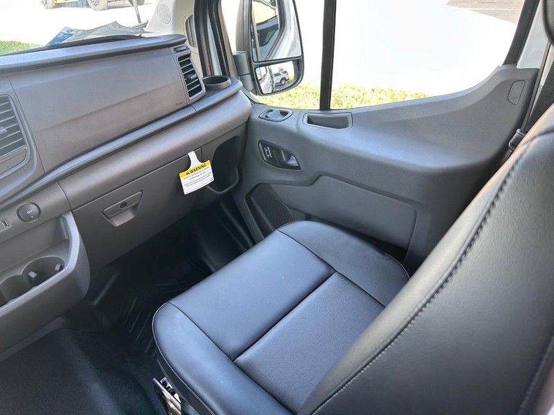 New 2025 Ford Transit 350 148 Low Roof Wagon AWD image 18