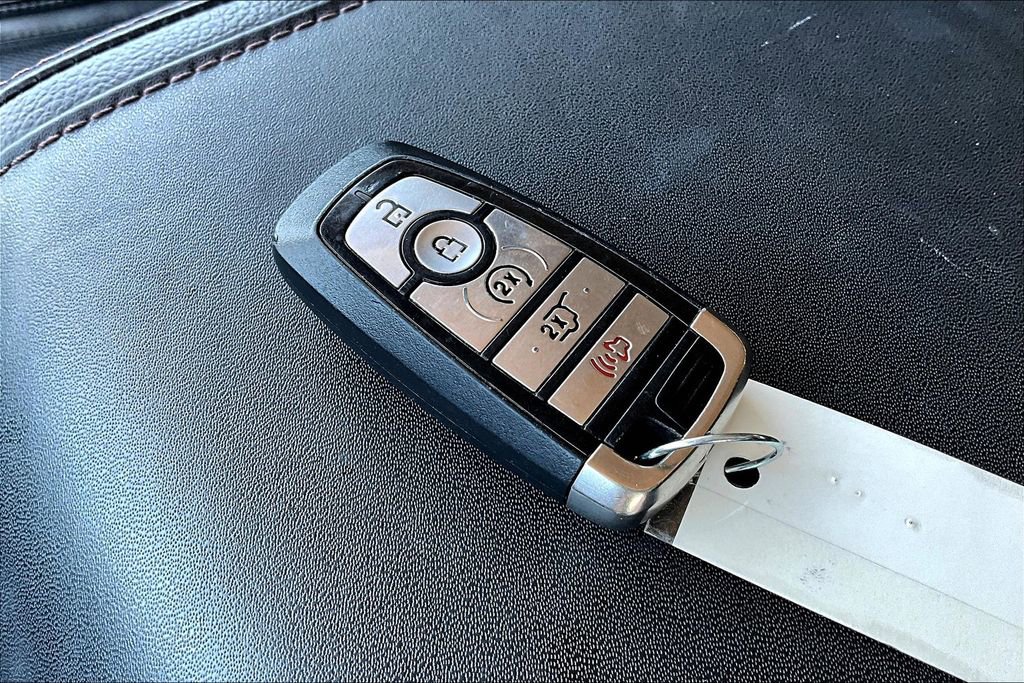 Used 2020 Ford Expedition Platinum image 13