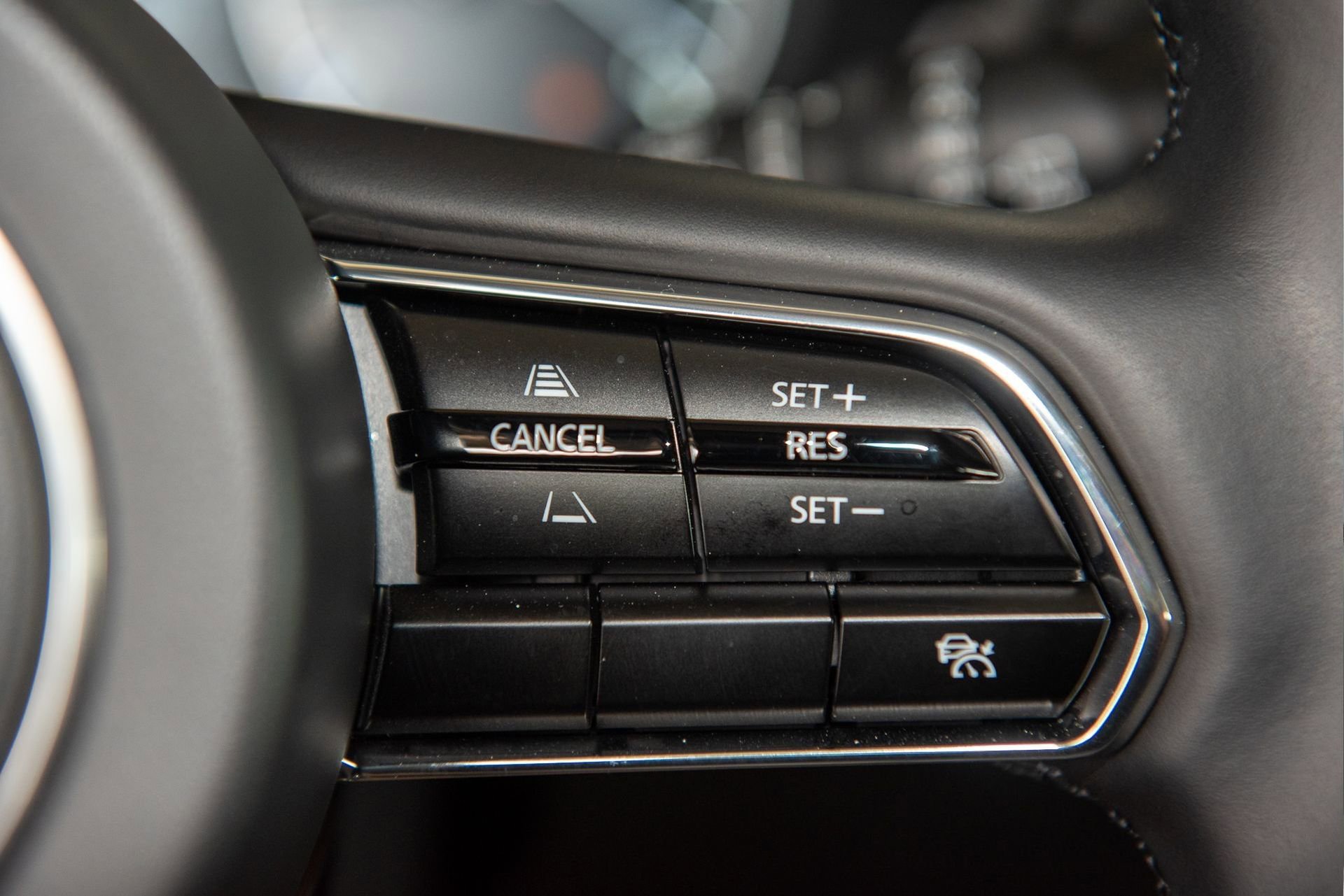 Used 2025 MAZDA CX-90 3.3 Turbo w/ Preferred Package image 29