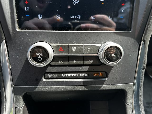 Certified 2023 Ford Edge Titanium AWD/4WD image 24