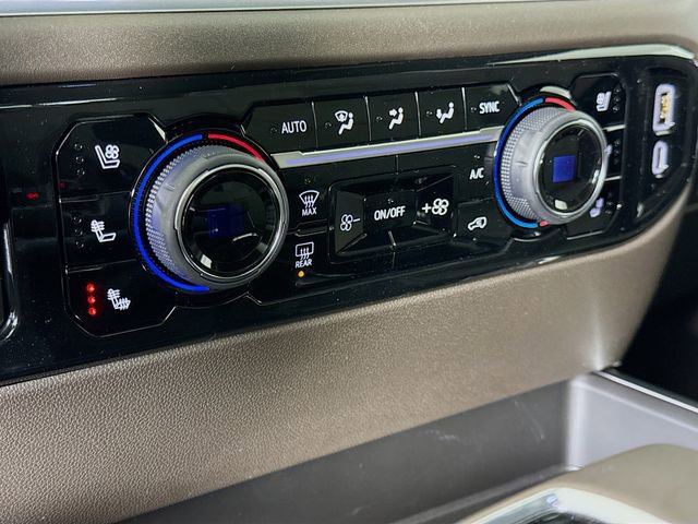 New 2026 Chevrolet Silverado 1500 LTZ w/ LTZ Premium Package image 18