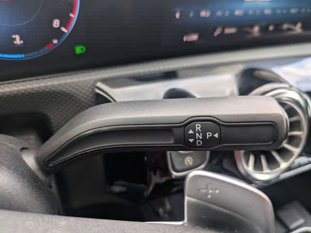 Used 2023 Mercedes-Benz CLA 250 image 30