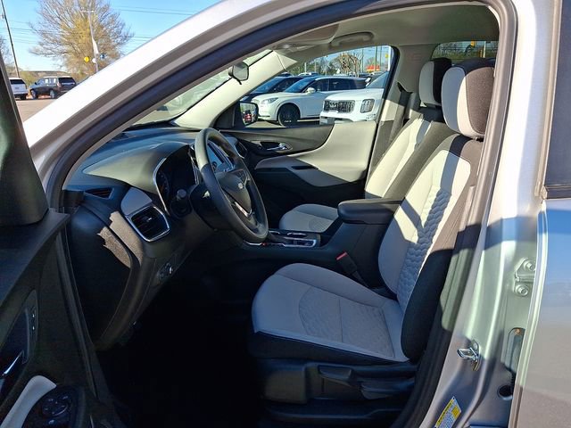 Used 2020 Chevrolet Equinox LS image 10
